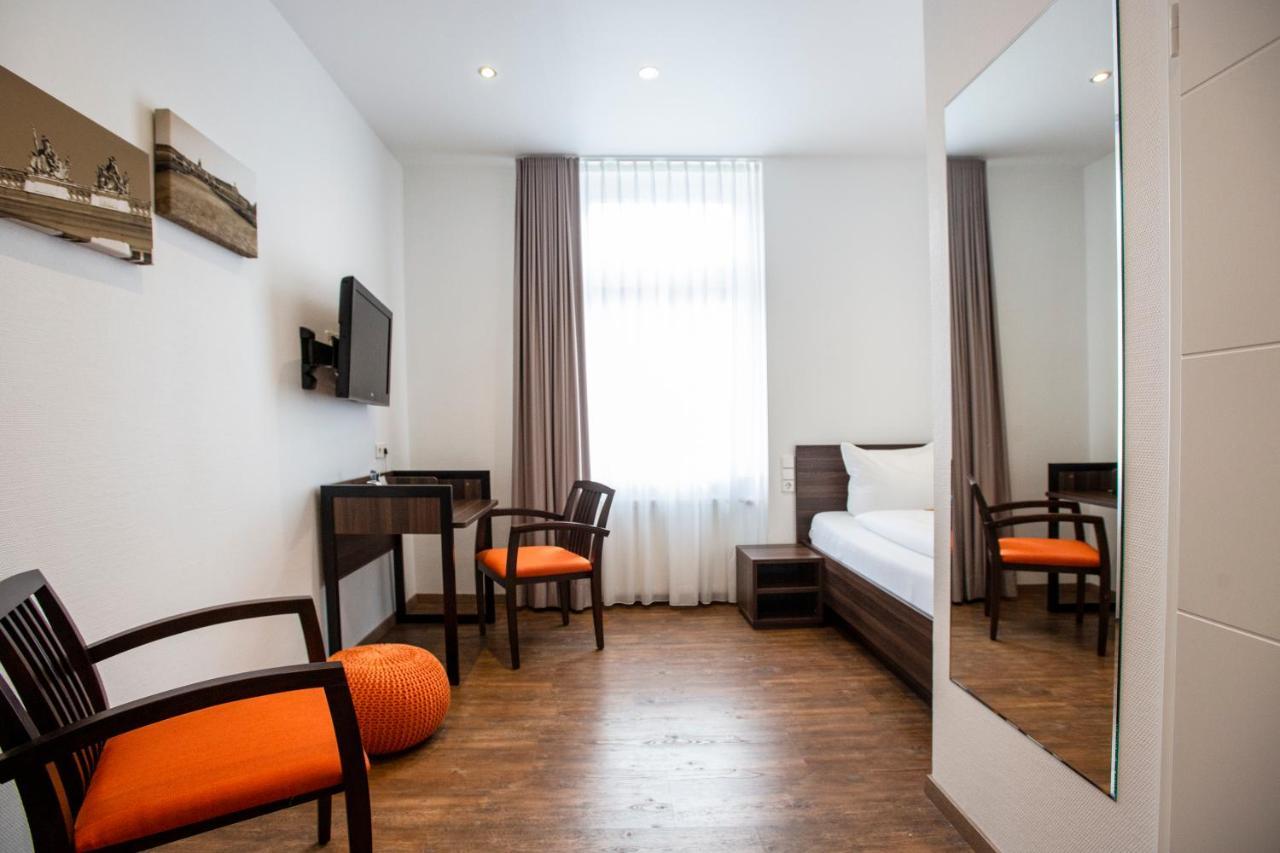 Sevendays Hotel Karlsruhe Dış mekan fotoğraf