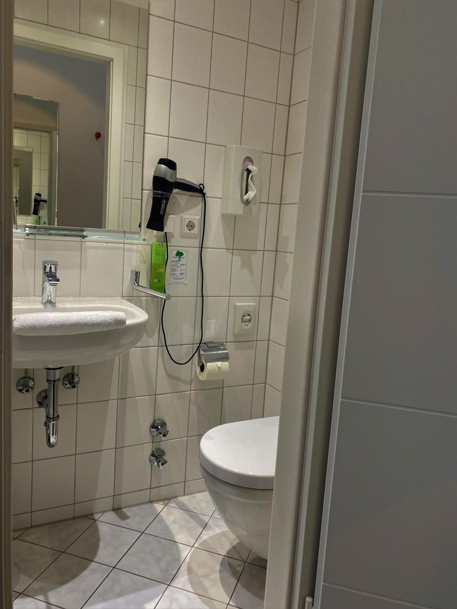 Sevendays Hotel Karlsruhe Dış mekan fotoğraf
