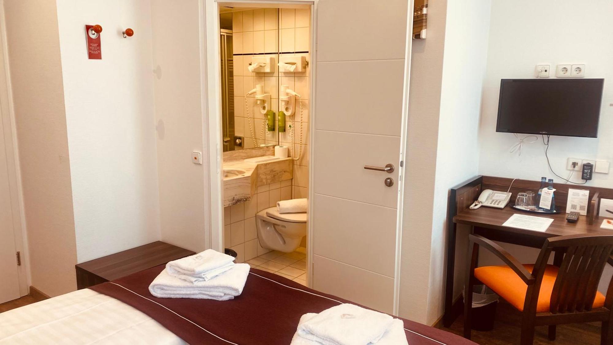 Sevendays Hotel Karlsruhe Dış mekan fotoğraf