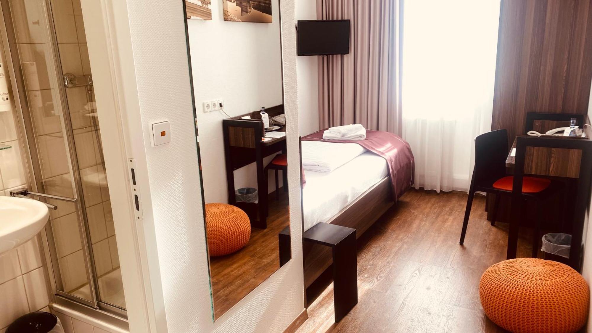 Sevendays Hotel Karlsruhe Dış mekan fotoğraf