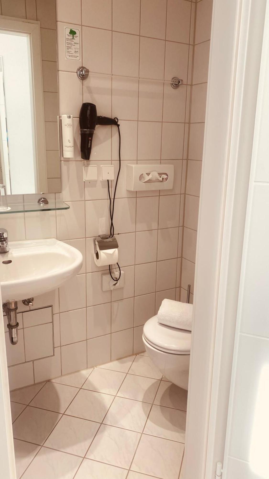 Sevendays Hotel Karlsruhe Dış mekan fotoğraf